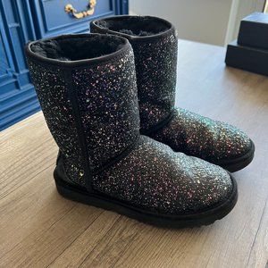 Beautiful Ugg Glitter Boots